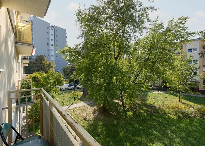 Elekcyjna Apartments With Balcony Warsaw By Noclegi Renters