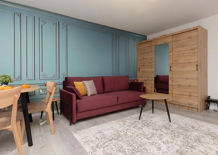 Elekcyjna Apartments With Balcony Warsaw By Noclegi Renters