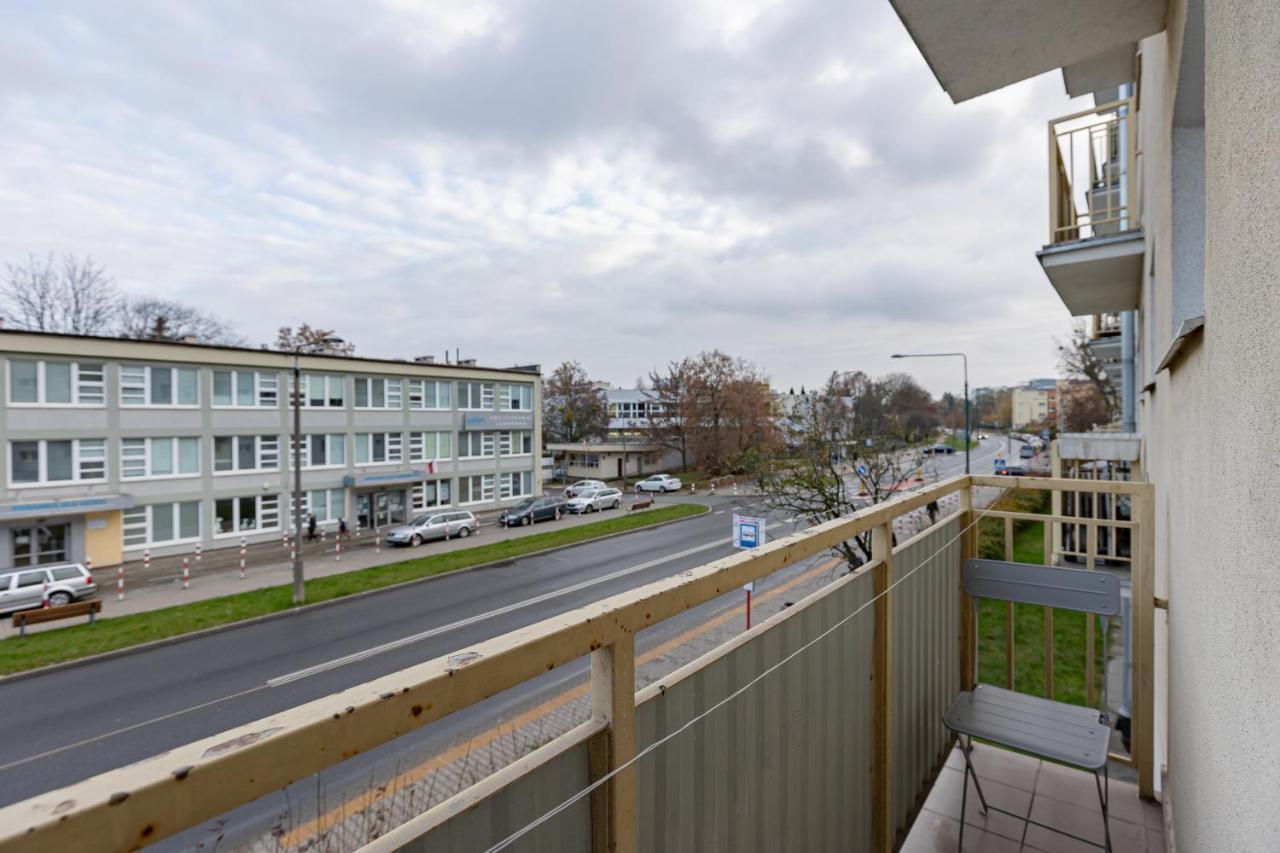 Elekcyjna With Balcony By Renters Warsaw